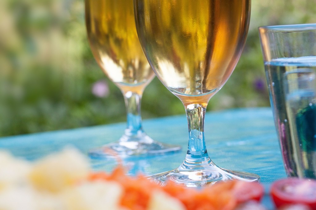 Cheap Ways to Throw a Garden Party in Northampton